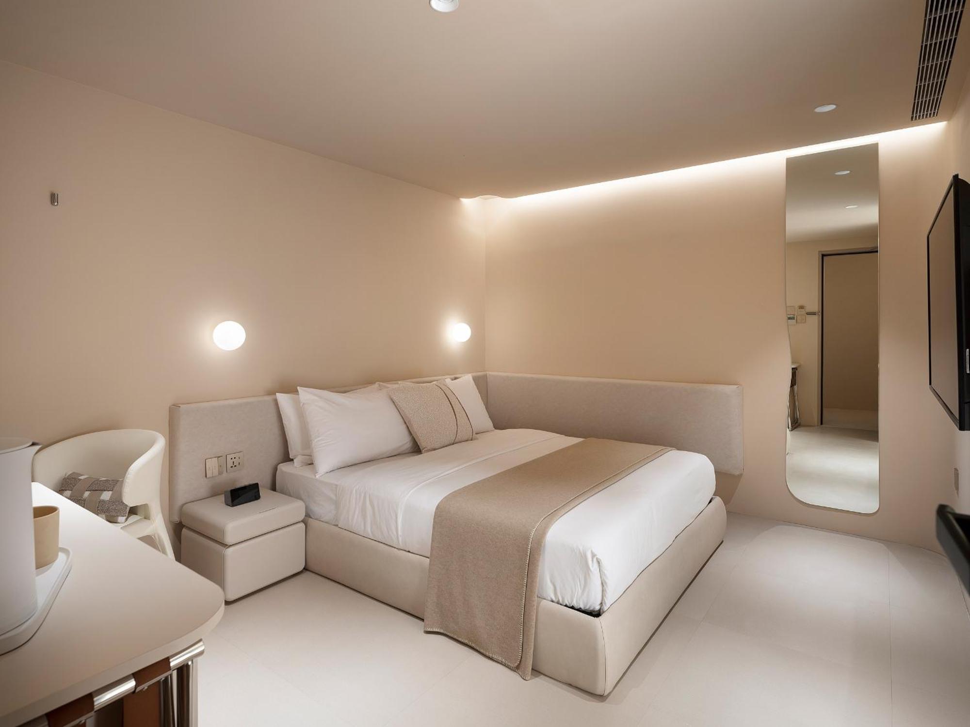 Lore Hotel Taipei Exterior photo