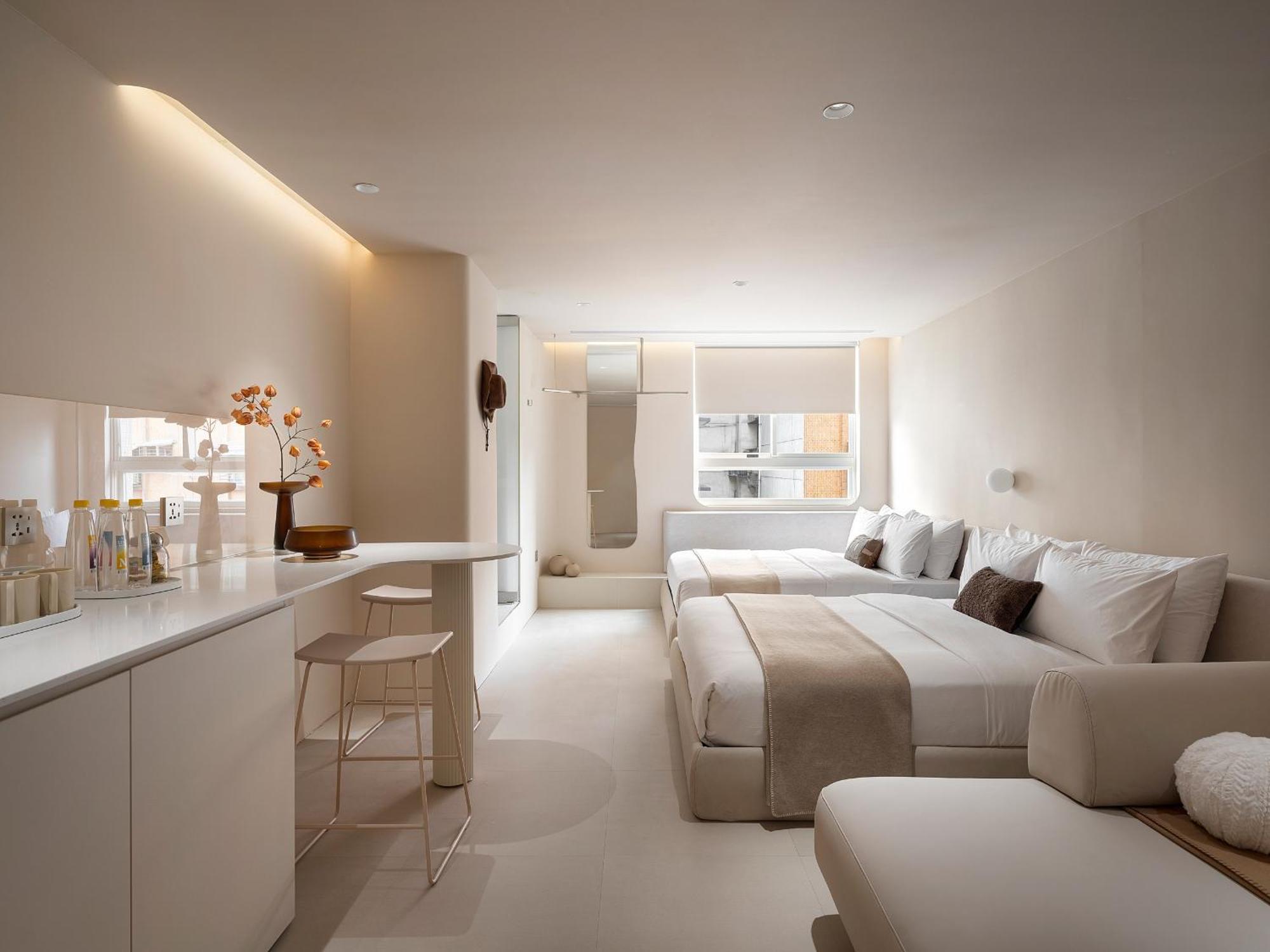 Lore Hotel Taipei Exterior photo