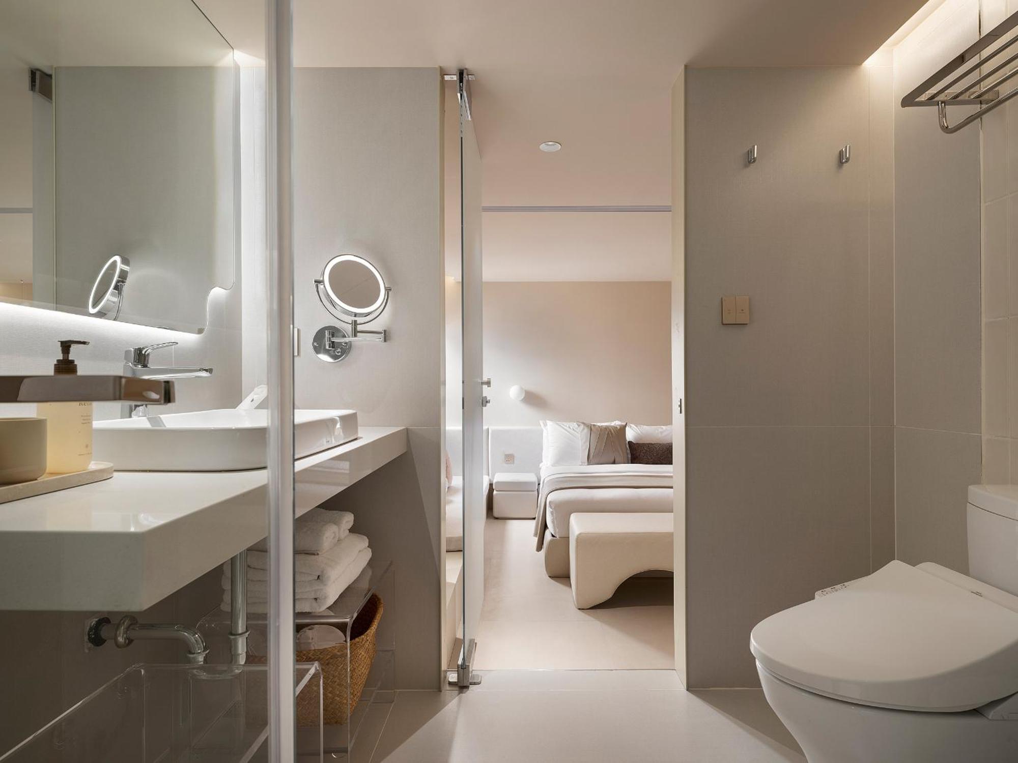 Lore Hotel Taipei Exterior photo